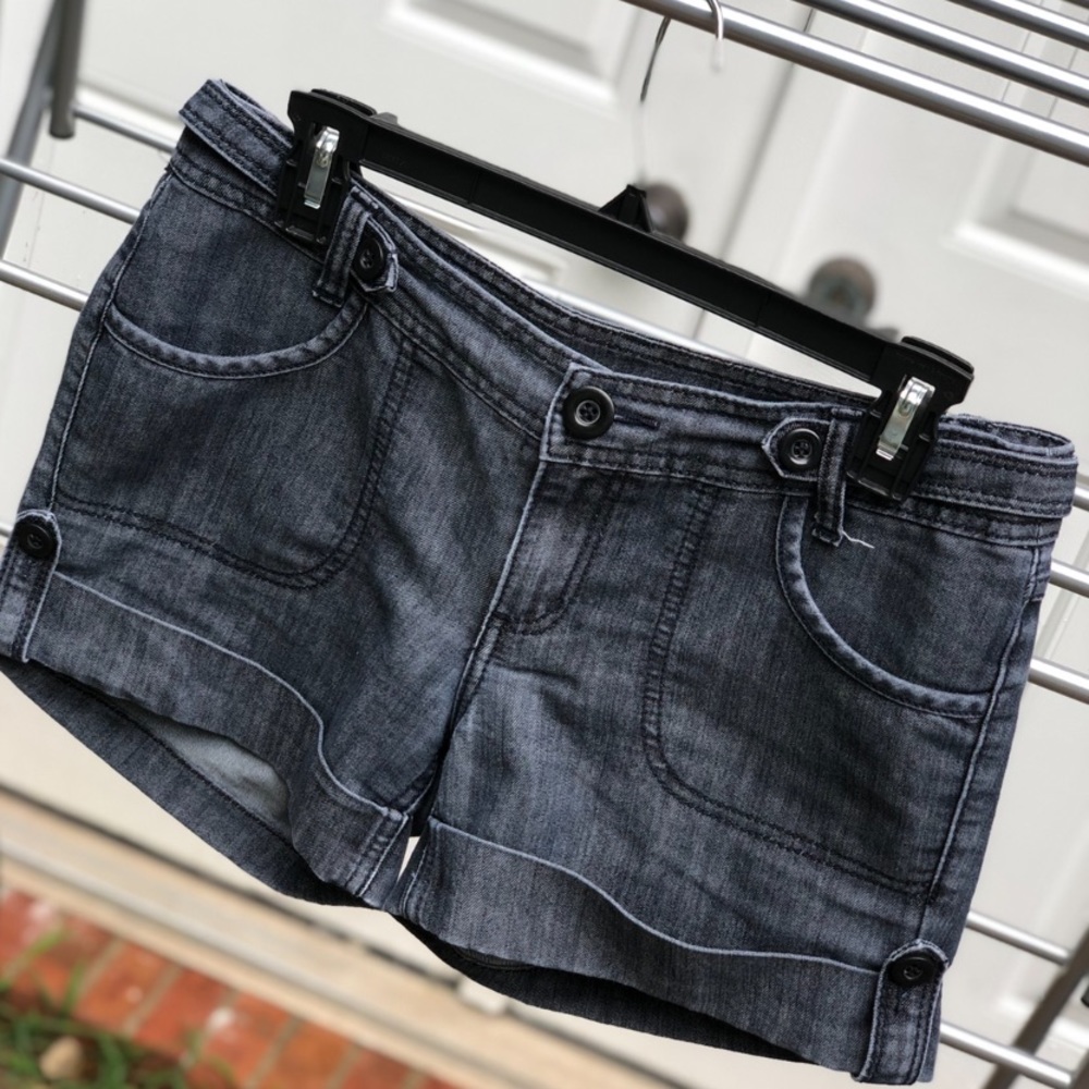 Copper Key Gray Denim Midrise Cuffed Jean Shorts